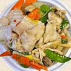 Best Gluten Free Moo Goo Gai Pan in Alexandria, VA