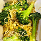 Best Broccoli Singapore Rice Noodles W.Mild Curry in Alexandria, VA